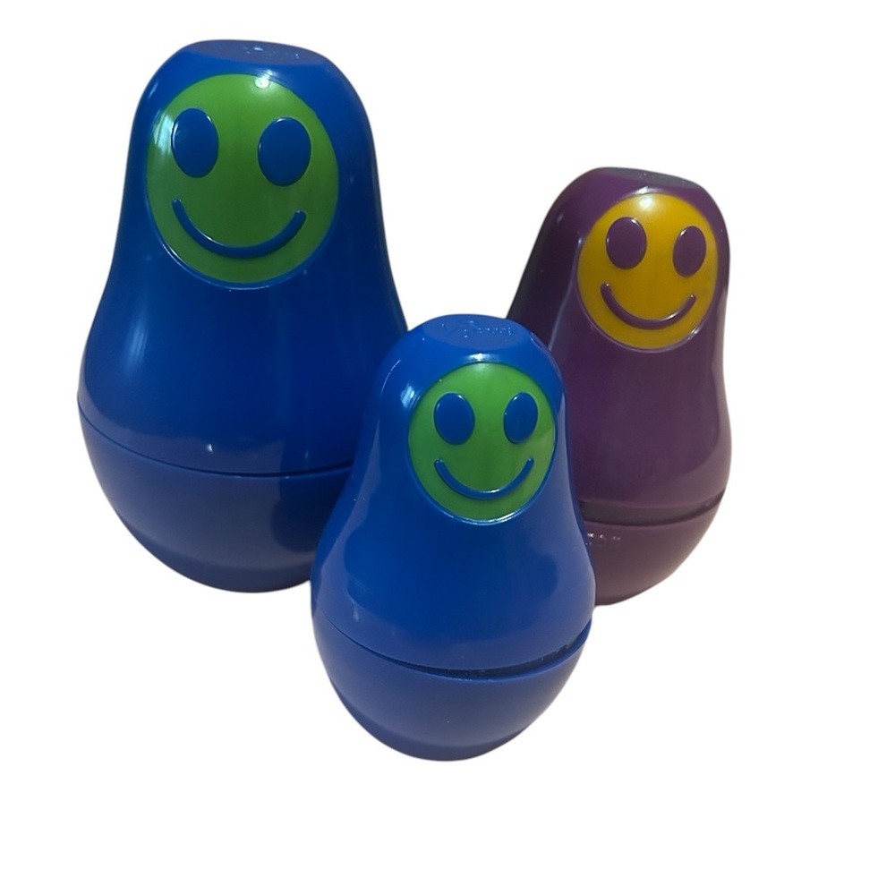 Kizmos Smiley Face Nesting - Blue and Purple 3/4 cup 1/2 cup and 1/4 cup